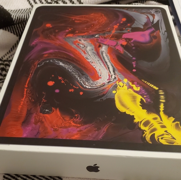 IPad Pro 12.9 Inch - Picture 5 of 12